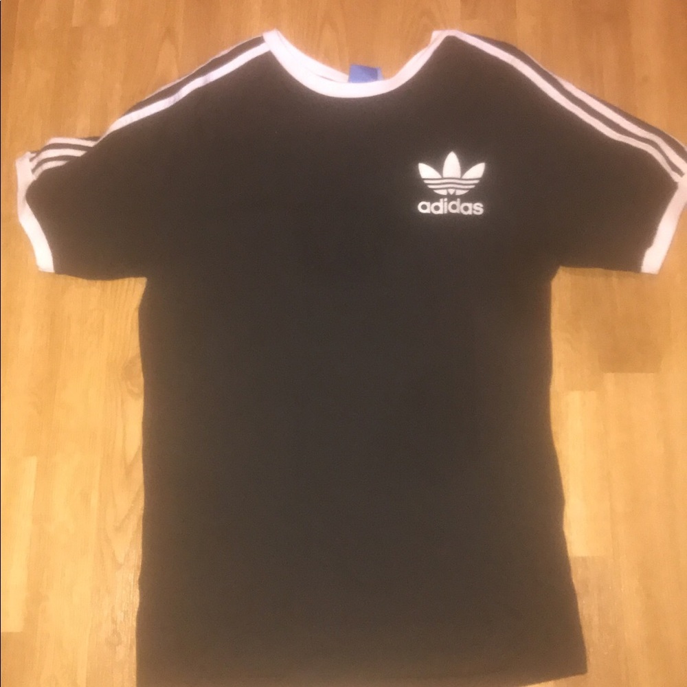 Adidas 3 Stripe Tee🔥